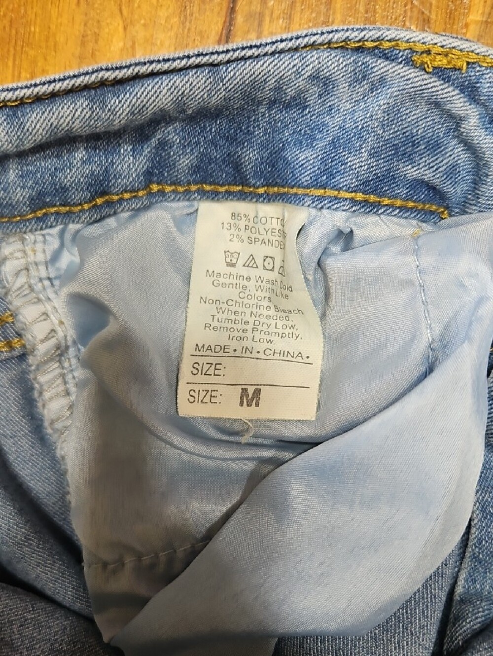 Light Blue High-Rise Wide Leg Jeans with Frayed Hem - Picture 3 of 4